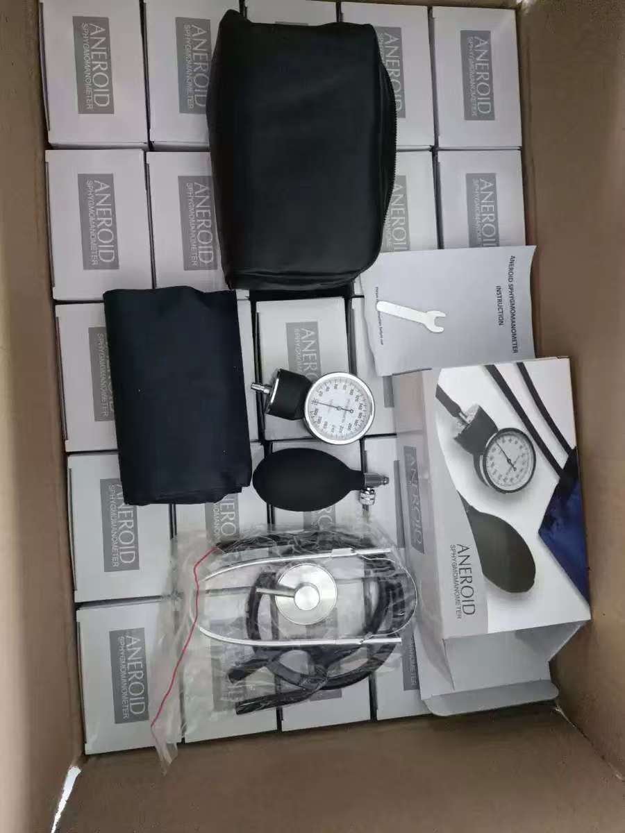 Manual blood pressure monitor with stethoscope for rescue & clinical use 7